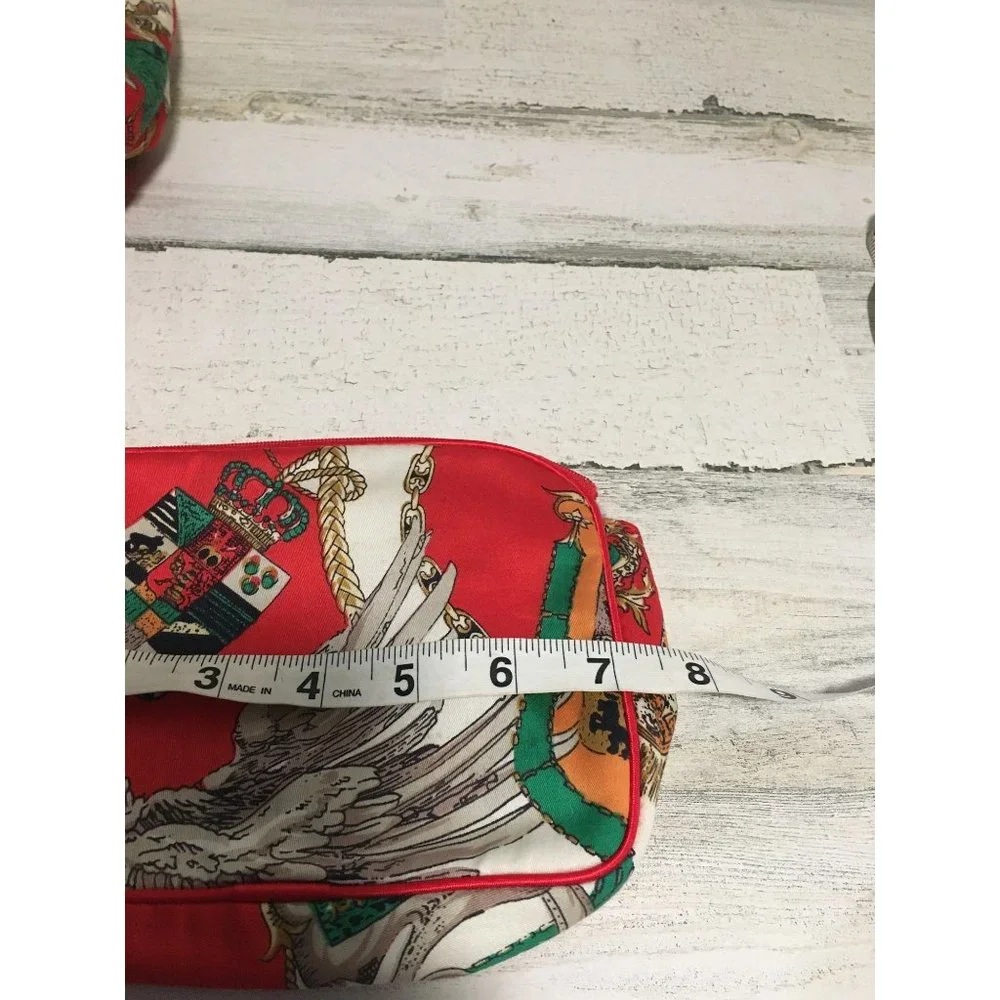 Cosmetic accessories bags set of three red white green plastic type interior zip